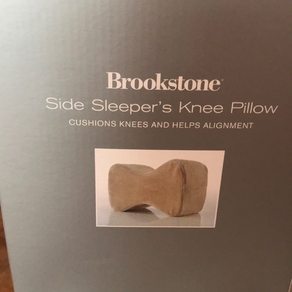 brookstone knee pillow